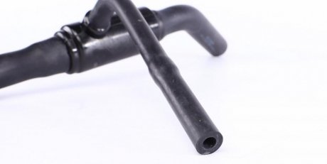 Патрубок VR6 meyle 1191210068