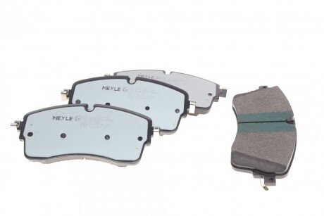 Передние тормозные колодки meyle 0252248517PD
