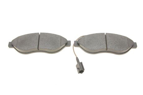 Передние тормозные колодки meyle 02524468192PD