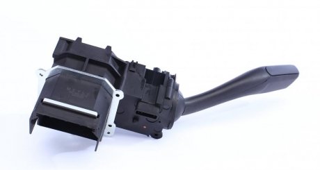 Переключатель поворотов meyle 1008500015