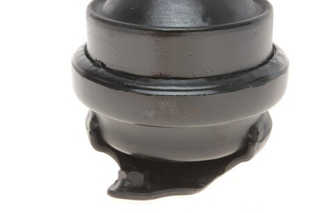 Подушка (опора) двигателя meyle 1001990003