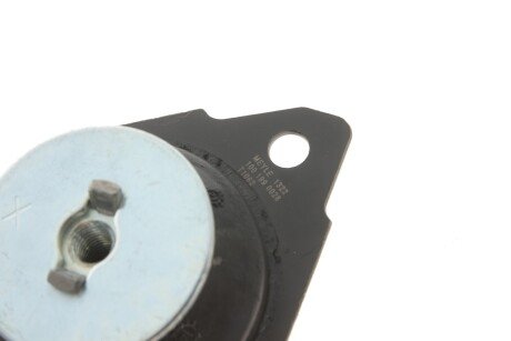 Подушка (опора) двигателя meyle 1001990028