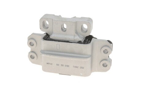 Подушка (опора) двигателя meyle 1001990150