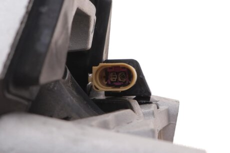 Подушка (опора) двигателя meyle 1001990308