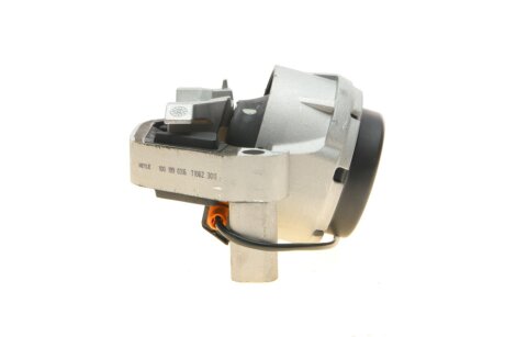 Подушка (опора) двигателя meyle 1001990316