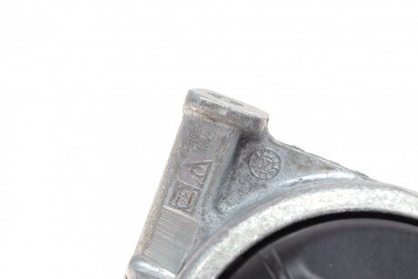 Подушка (опора) двигателя meyle 1001991010