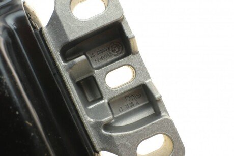 Подушка (опора) двигателя meyle 1001991098