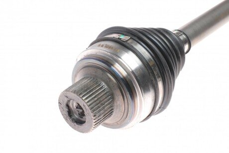 Приводна напіввісь meyle 1004980260