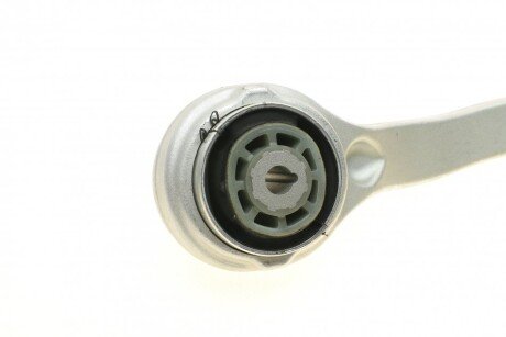 Рычаг передней подвески meyle 0160500147