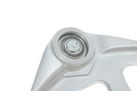 Важіль передньої підвіски meyle 3160500003HD