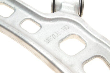 Важіль передньої підвіски meyle 3160500136HD
