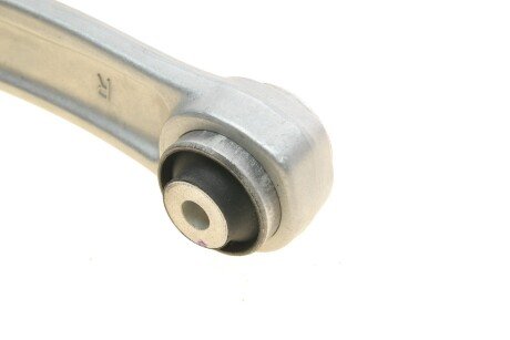 Рычаг передней подвески meyle 3160500154