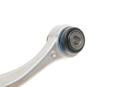 Важіль передньої підвіски meyle 3160500155