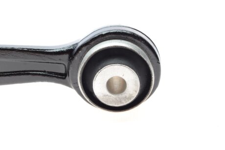 Важіль передньої підвіски meyle 3160500177