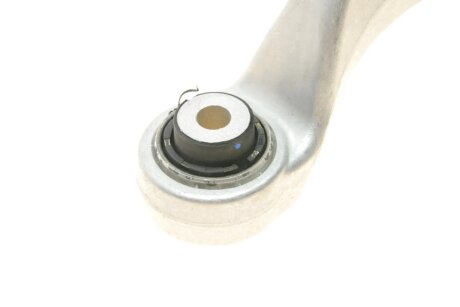 Важіль передньої підвіски meyle 3160500196