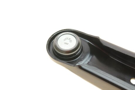 Важіль передньої підвіски meyle 32160500093HD