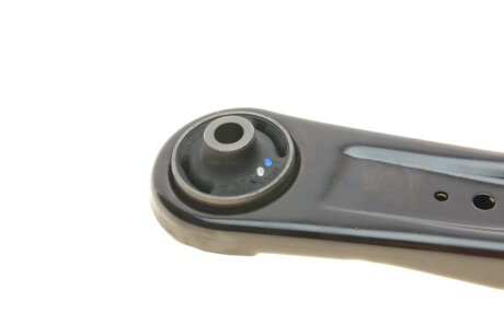 Важіль передньої підвіски meyle 32160500093HD