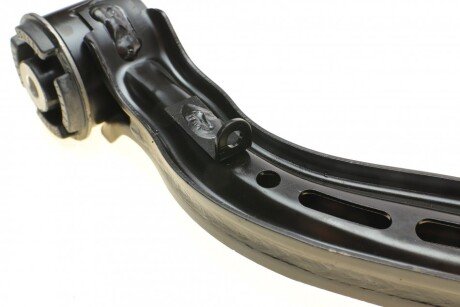 Важіль передньої підвіски meyle 70160500003