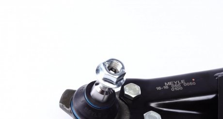 Рычаг передний правый Dacia DUSTER meyle 16160500050