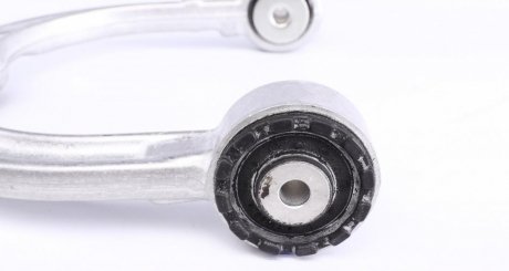 Рычаг передний правый верхний MB ML W164 meyle 0160500001