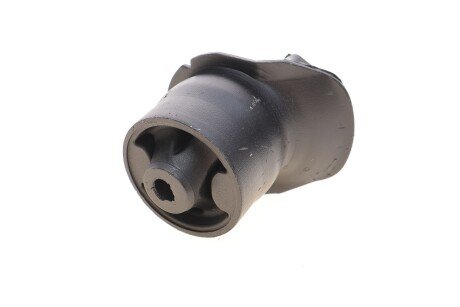 Сайлентблок балки підвіски meyle 30147100002