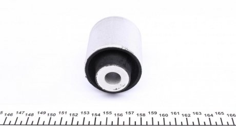 Сайлентблок (втулка) переднего амортизатора meyle 0146100013
