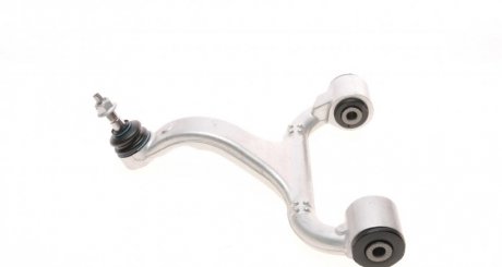 Сайлентблок переднього важеля meyle 0160500019