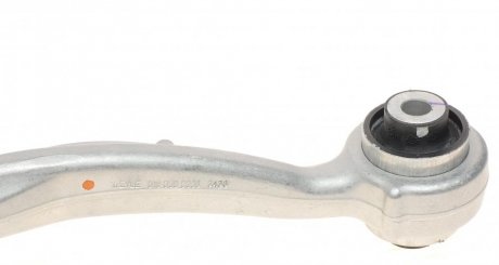 Сайлентблок переднего рычага meyle 0160500066