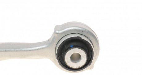 Сайлентблок переднего рычага meyle 0160500066