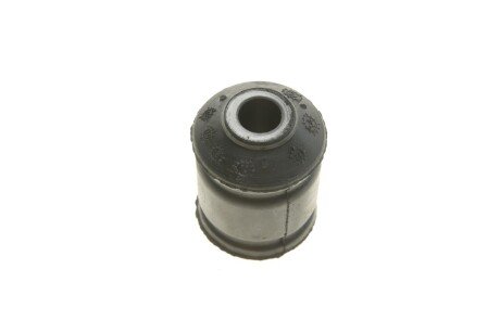 Сайлентблок переднего рычага meyle 1004070054