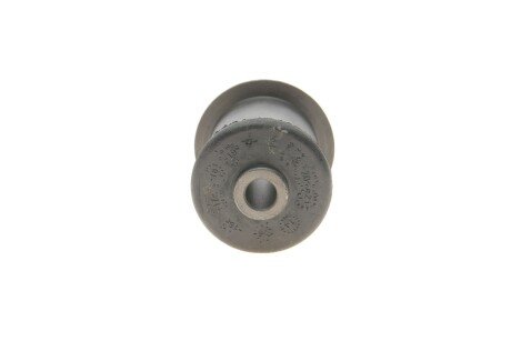 Сайлентблок переднего рычага meyle 1006100033