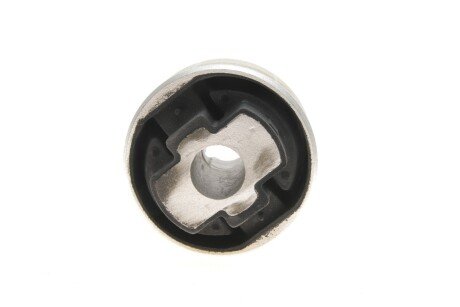 Сайлентблок переднього важеля meyle 11146100026