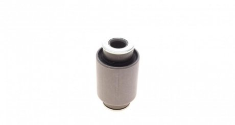 Сайлентблок переднього важеля meyle 15146100002