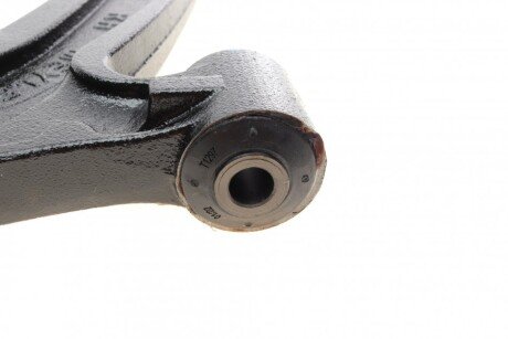 Сайлентблок переднього важеля meyle 2160500045HD