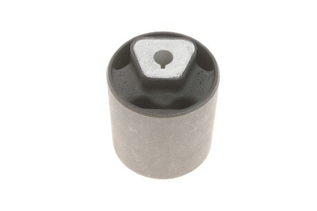 Сайлентблок переднього важеля meyle 3146100004HD