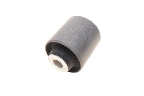 Сайлентблок переднього важеля meyle 3147110005
