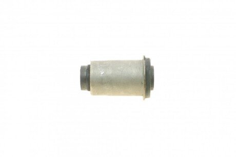 Сайлентблок переднего рычага meyle 34146100006