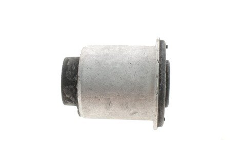 Сайлентблок переднего рычага meyle 36146100001