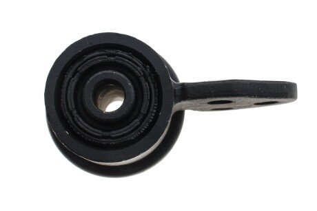 Сайлентблок переднего рычага meyle 6140350033