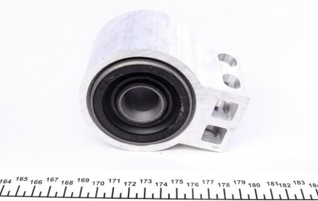 Сайлентблок переднего рычага meyle 6146100021