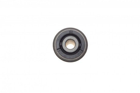 Сайлентблок переднего рычага meyle 7146100019