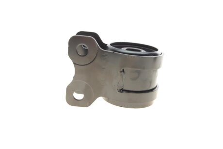 Сайлентблок переднего рычага meyle 7146100021HD