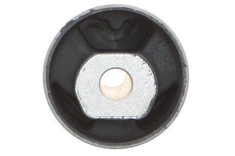 Сайлентблок переднього важеля meyle 53146100007