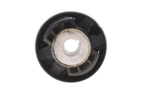 Сайлентблок важеля meyle 0146100077