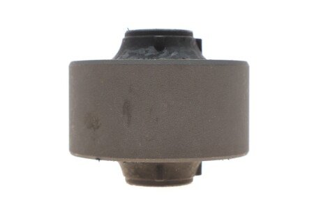 Сайлентблок важеля meyle 37146100040