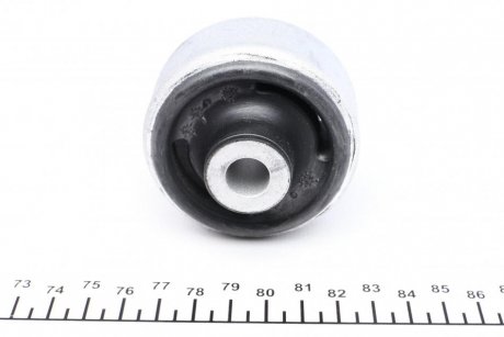 Сайлентблок переднего рычага meyle 1004070025HD