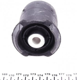 Сайлентблок задней балки meyle 3003331907