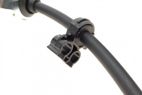 Шланг тормозной передний meyle 0145250030