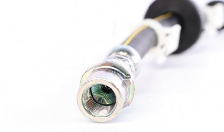 Шланг тормозной передний meyle 1005250005