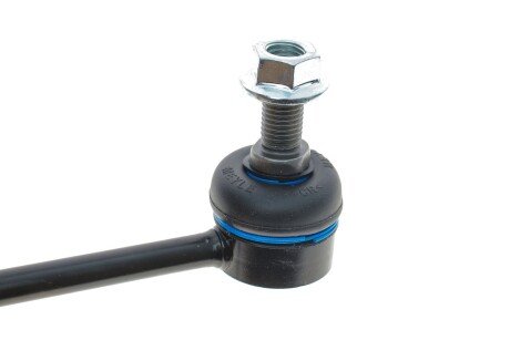 Стойка (тяга) стабилизатора передняя meyle 1160600025HD